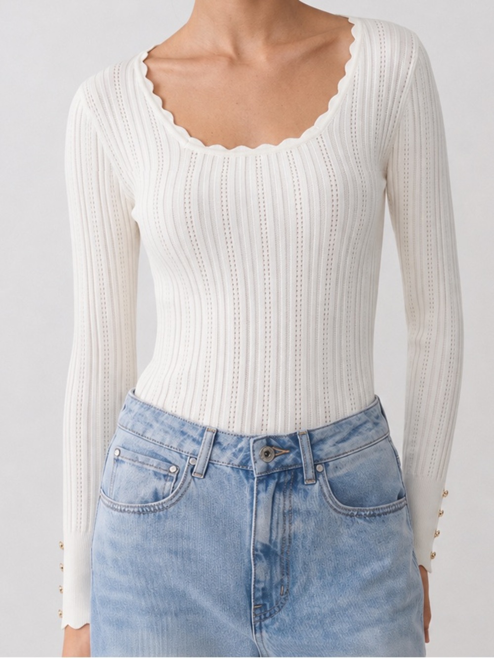 Commense Cream Scalloped Scoop Ribbed Long-Sleeve Top